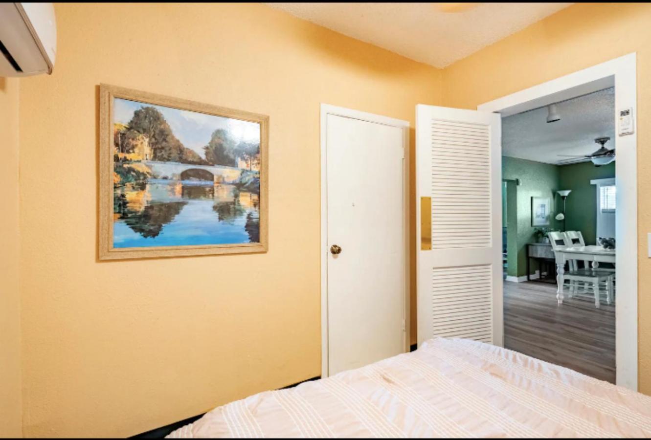 3-Bed Bungalow Walk To Historic Downtown Sanford Kültér fotó