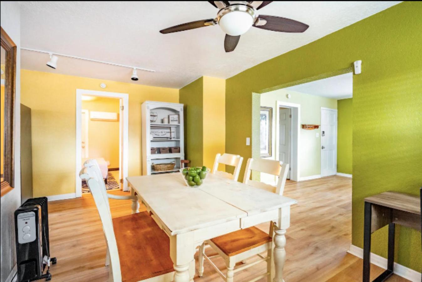 3-Bed Bungalow Walk To Historic Downtown Sanford Kültér fotó